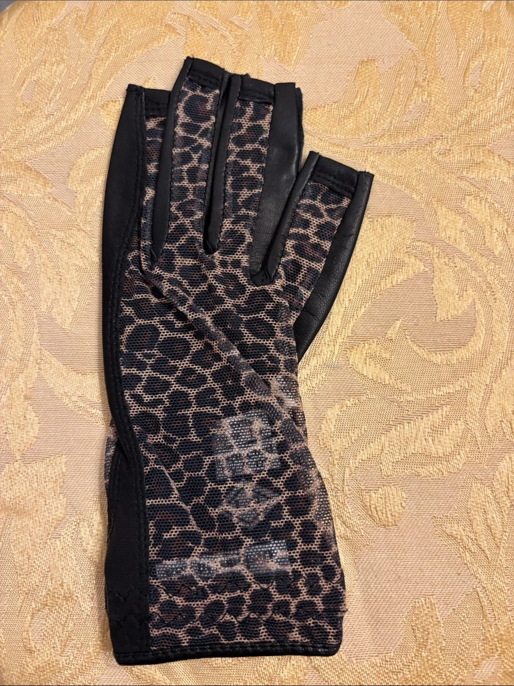 OneThree-Quarter Genuine Sheepskin Cabretta Leather Glove Brown Leopard Pattern